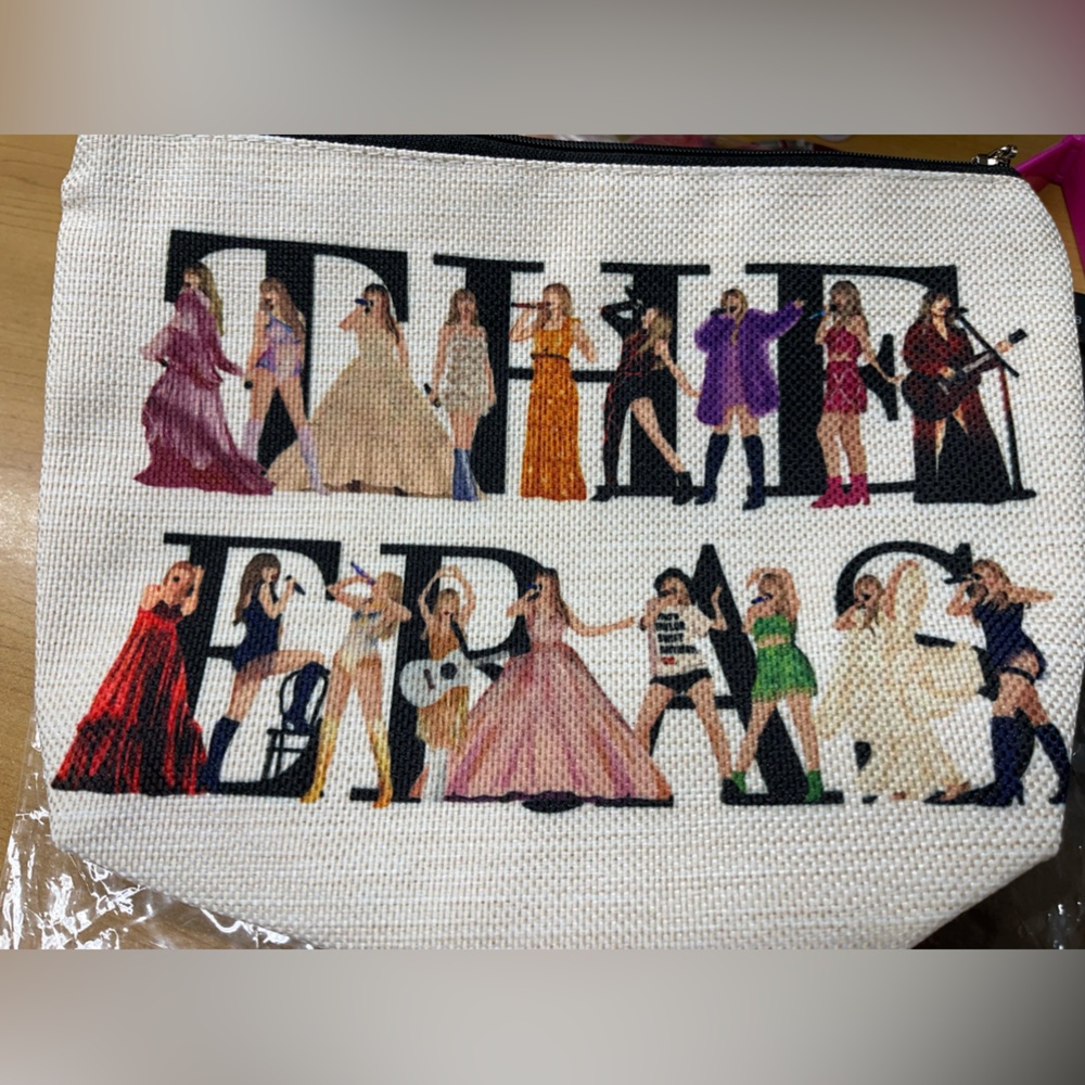 Taylor Swift cosmetics Bag